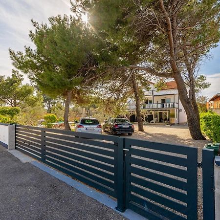 Apartments Villa Agape Вир Экстерьер фото